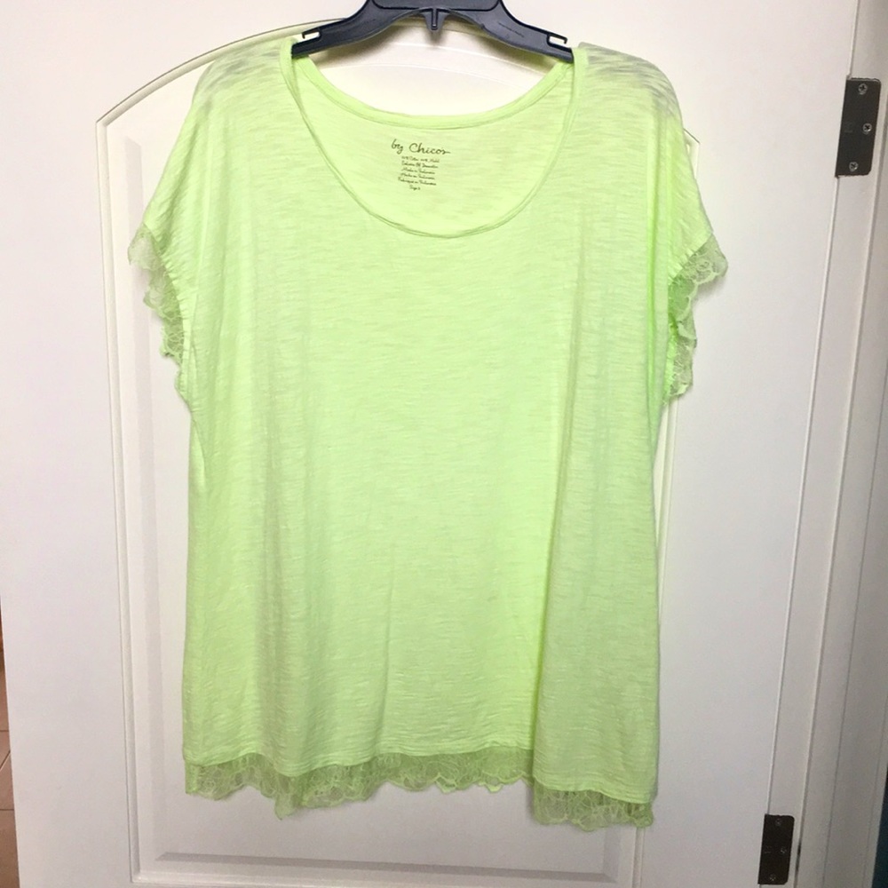 Chico’s size 3 tshirt